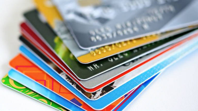 Govt will not abolish interest charges on credit cards
