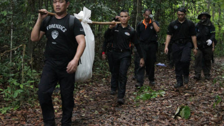 Malaysia govt missed clues on trafficking, villagers say