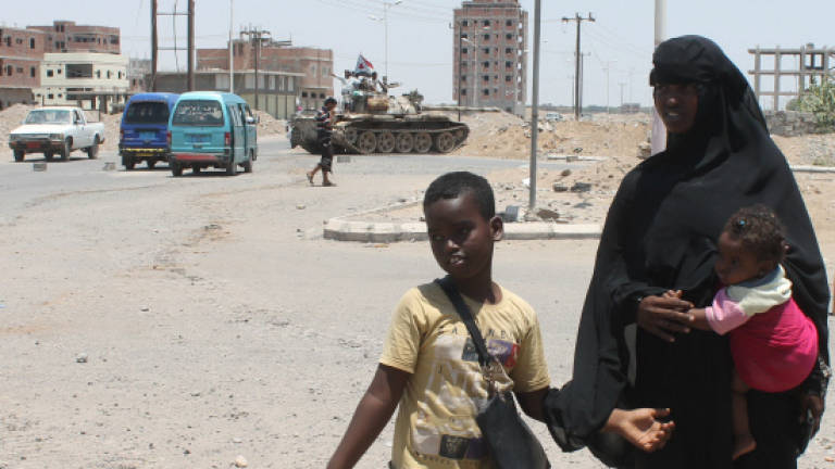 Despite 'halt' to Saudi raids, peace elusive for Yemen