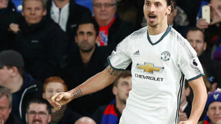 Ibrahimovic ruled out for a month: Mourinho