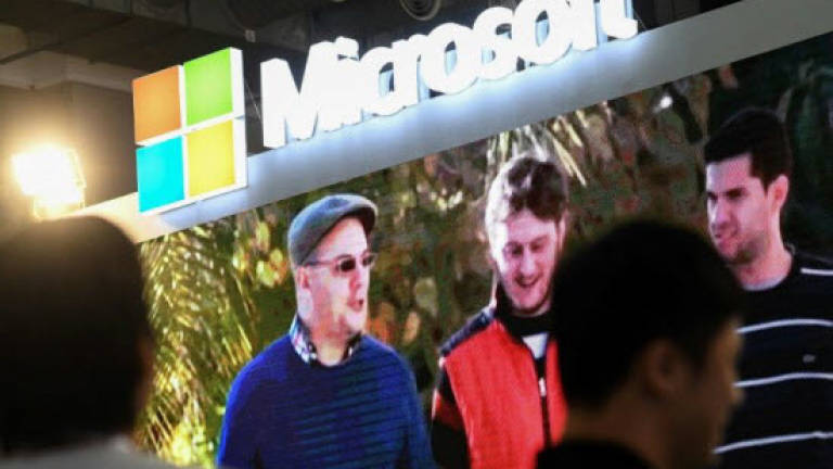 Microsoft urges regulation of face-recognizing tech