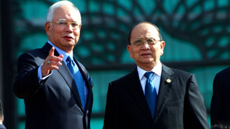 Najib holds talks with Myanmar president