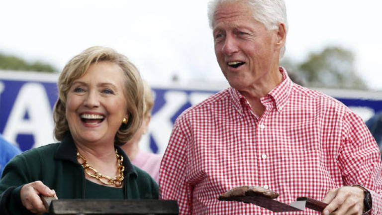 Clinton tells Iowa she's 'thinking about it' ahead of 2016