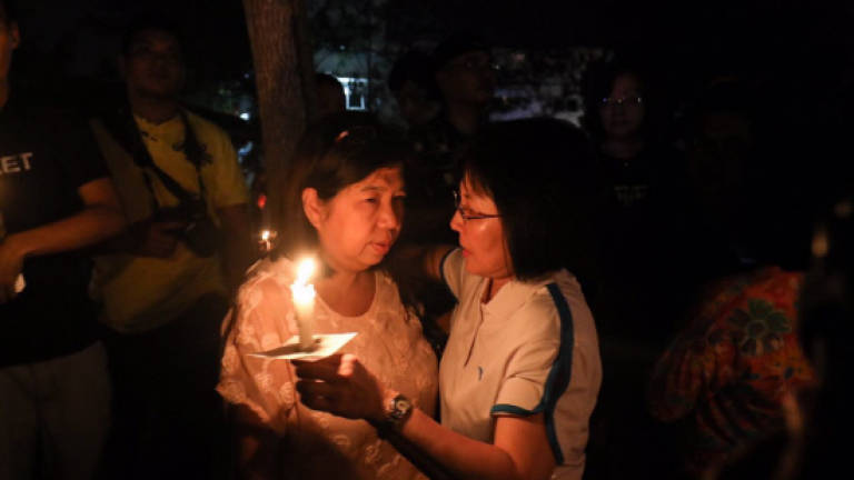 Police prevent candlelight vigil for missing pastor (Updated)