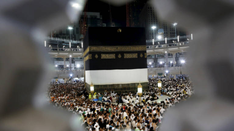Saudi slams Qatar's call to internationalise holy sites as 'declaration of war'