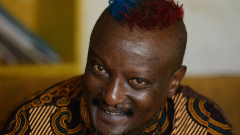Kenyan writer hopes to boost gay rights with bold coming out