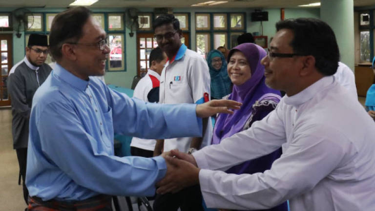 Give Perlis time to sort out impasse: Anwar