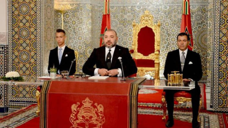 Morocco king rejects independence for Western Sahara
