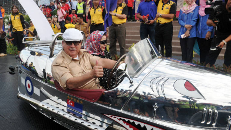 Sultan of Johor leads 'Kembara Mahkota Johor 2017'