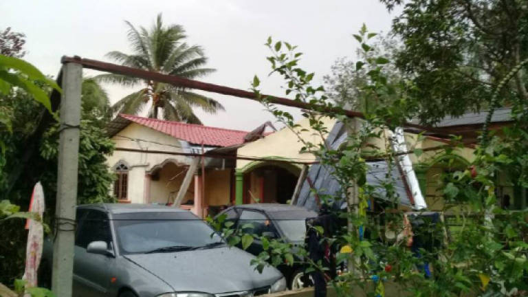 26 storm-stricken families in Baling receive assistance