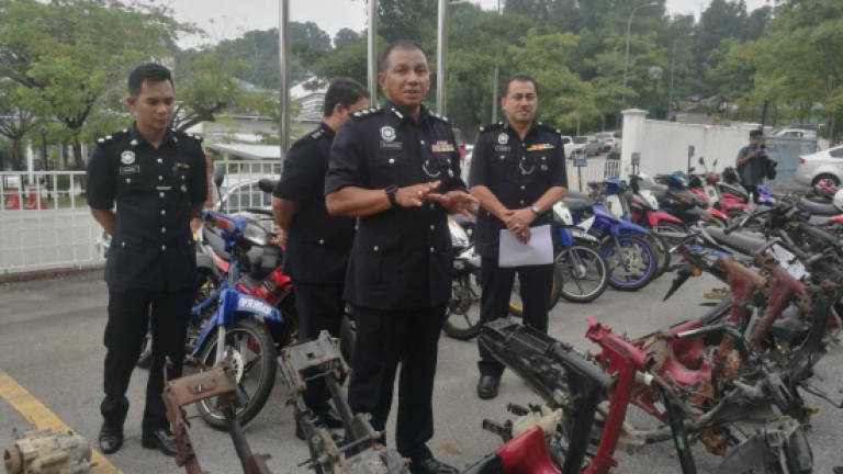 Thieves sell stolen motorcycles to illegal immigrants