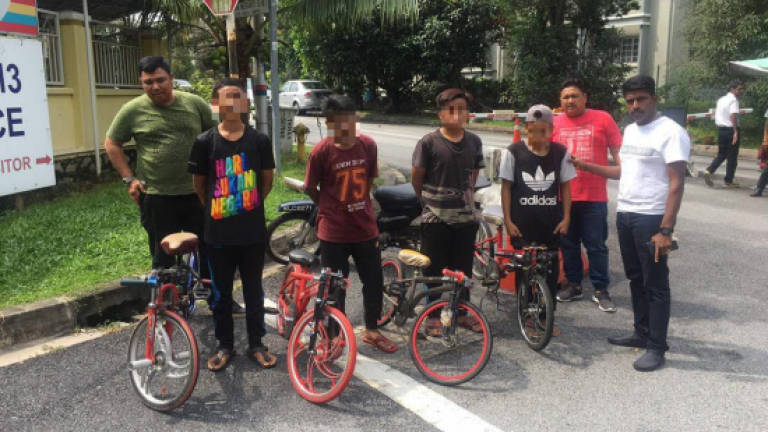 Police seize 4 bikes, quiz 4 teens in Mat Lajak ops