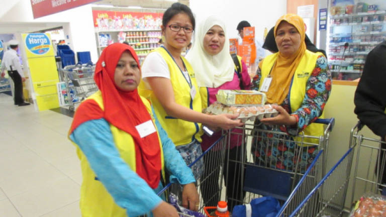 Shopping Buddy program helping families in need to reduce household burden