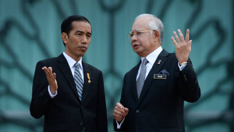 Najib holds four-eyed meeting with Indonesian president
