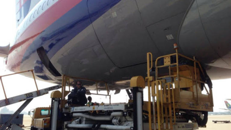 Baggage loader truck damages MAS aircraft