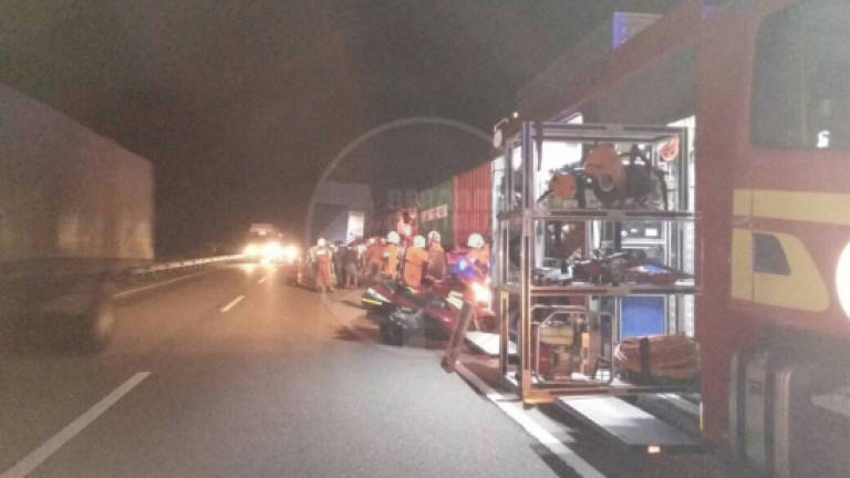 9 hurt in Rembau bus-trailer truck accident