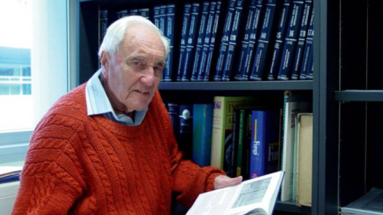 Australia scientist, 104, heads to Switzerland for assisted dying