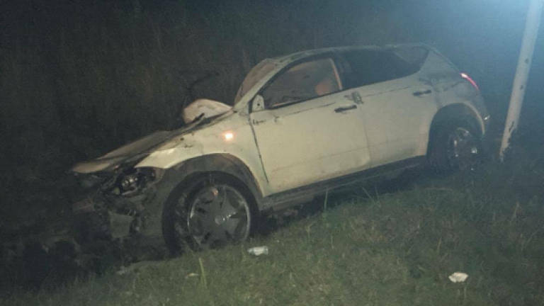 Three killed in crash during storm in Perlis