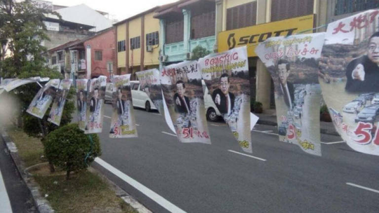 Posters attacking Guan Eng put up in Penang (Updated)