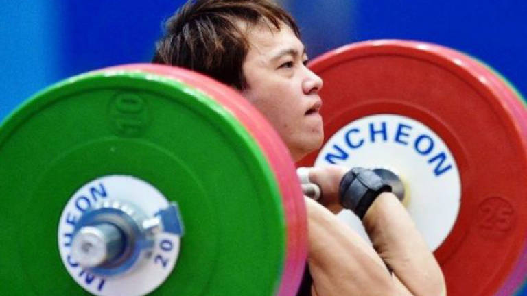 Taiwan top weightlifter suspended for doping