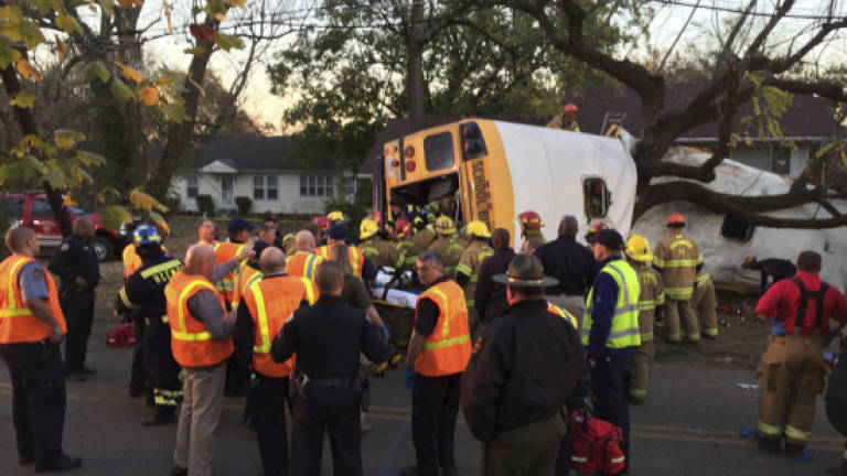 Tennessee school bus crash kills at least six children