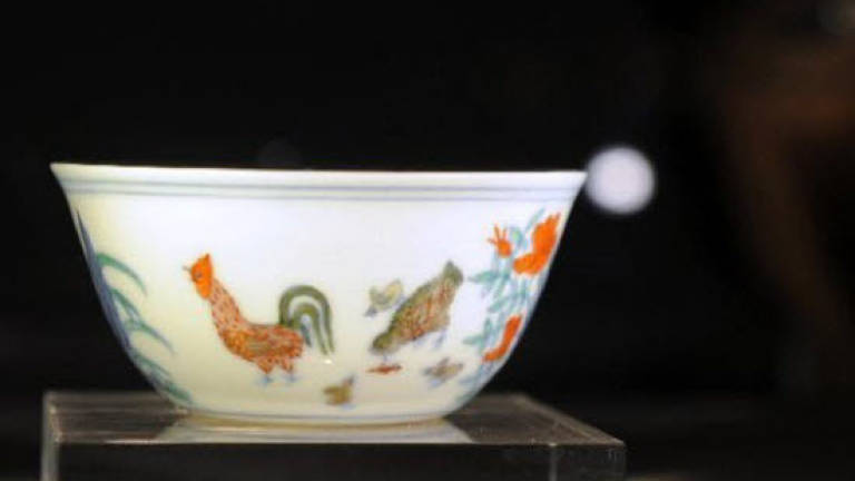 Chinese 'chicken cup' could sell for record US$38 mil