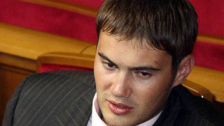Son of ousted Ukraine leader said to have drowned in car accident