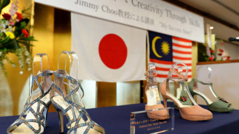 Jimmy Choo finds right fit with sole couture line Jimmy Choo finds right fit with sole couture line