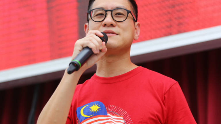 Zairil says wedding with Dyana can wait for GE14 Zairil says wedding with Dyana can wait for GE14