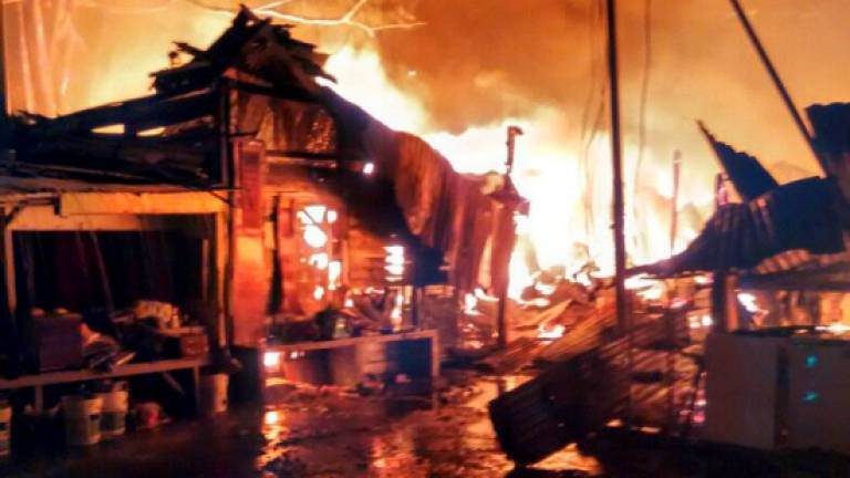 Fire destroys 25 houses in Taman Hock Ann