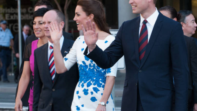 Touring royals meet Australian military families Touring royals meet Australian military families