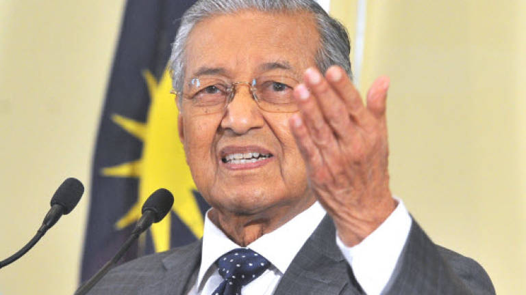 Najib assumes people are stupid, says Dr M (Updated)