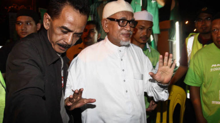 Hadi claims PAS is clean