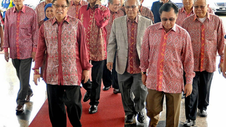 Jabu withdraws, Uggah, Awang Tengah made PBB acting deputy presidents: Abang Johari