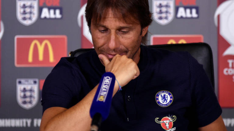 Conte fears difficult season in store for Chelsea
