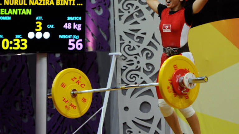 Weightlifter Nurul Nazira wins first gold medal for Kelantan