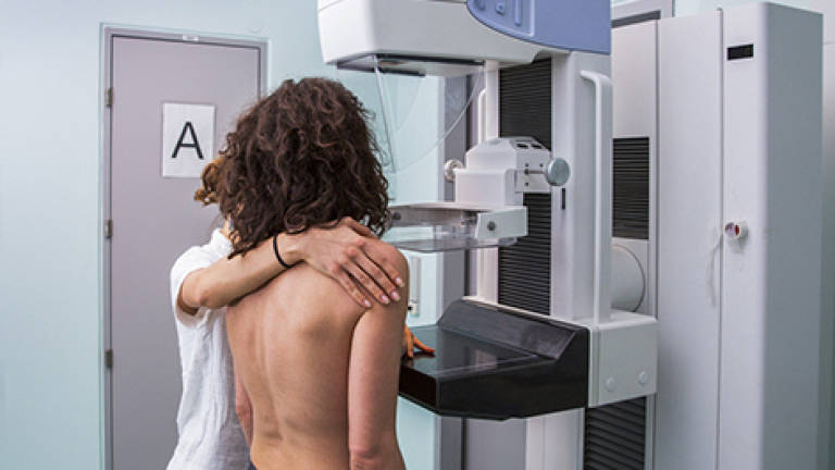 New data on breast, ovarian cancer highlight age risks