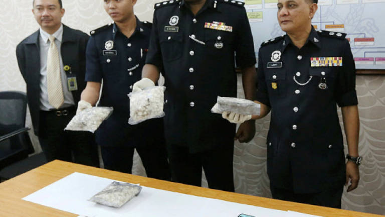 Police cripple drug distribution line in Perak Tengah