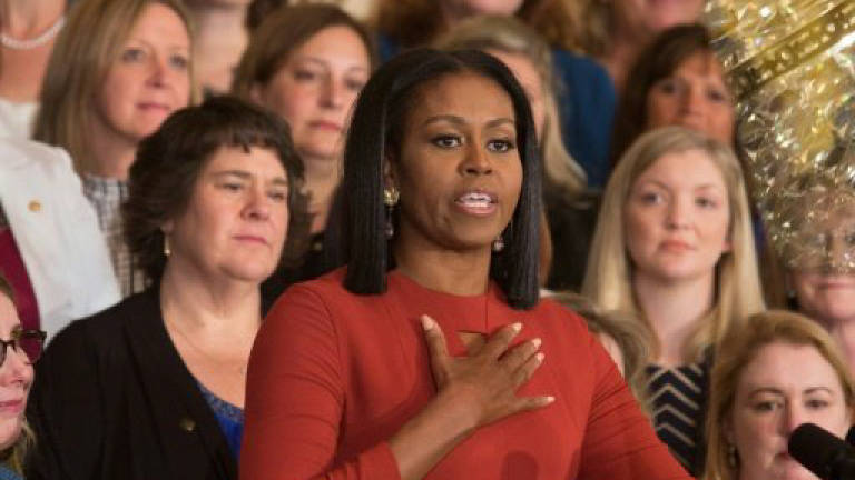 Trump downshifts Michelle Obama's healthy school food scheme