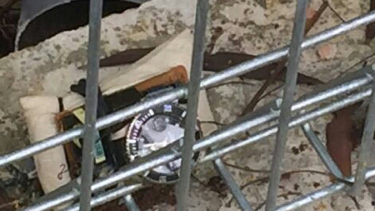 Fake bomb found on hospital grounds