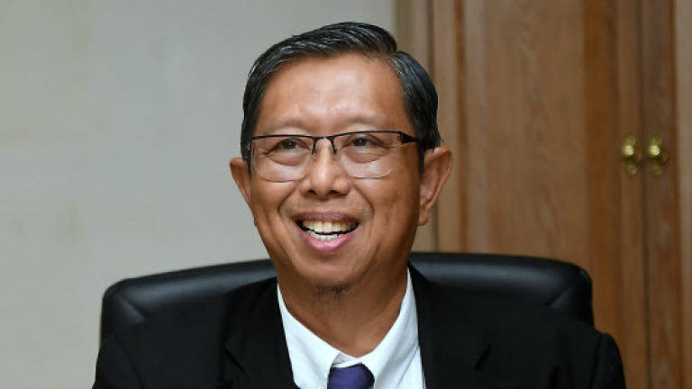 Nizar apologises to Siti Aishah over Perak Speaker issue