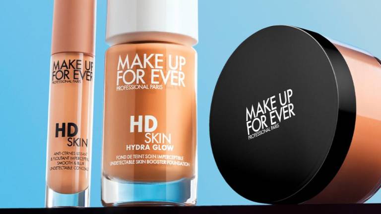Make Up For Ever HD Skin Hydra glow.