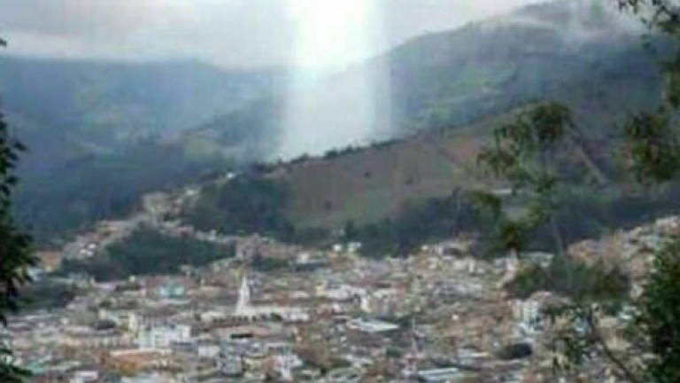 (VIDEO) Jesus-shaped cloud appears in sky after city ravaged by killer landslide?