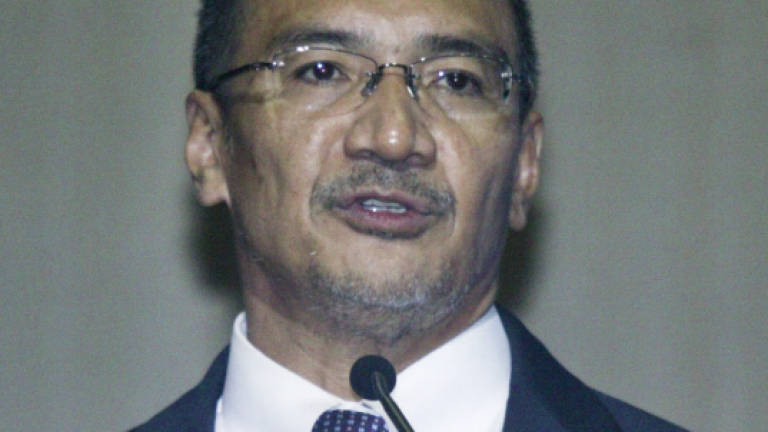 Inviting Hindraf to join opposition pact is a desperate move: Hishammuddin