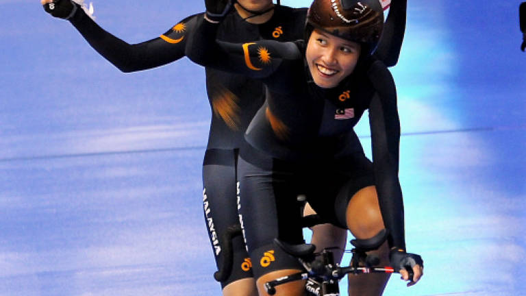 Malaysia make a clean sweep of all 12 gold medals offered in track cycling