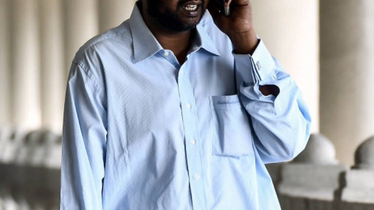 'Datuk Kabi' ordered to enter defence in robbery case 'Datuk Kabi' ordered to enter defence in robbery case