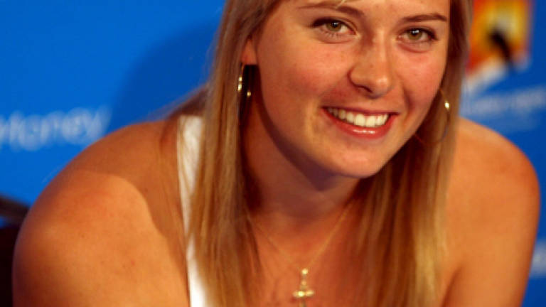Sharapova's return divides rivals