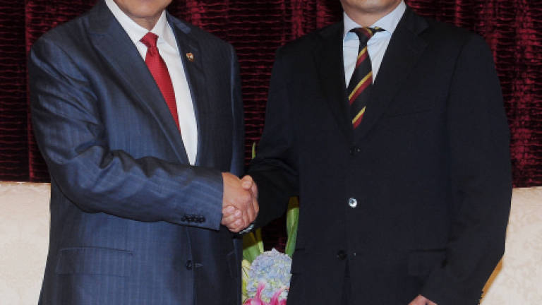 Zahid: China willing to transfer border control technology
