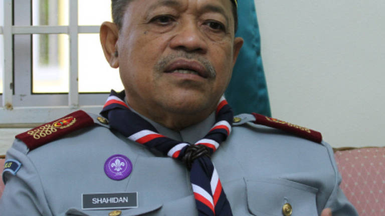 APM uniformed unit modules for primary schools to be reviewed: Shahidan