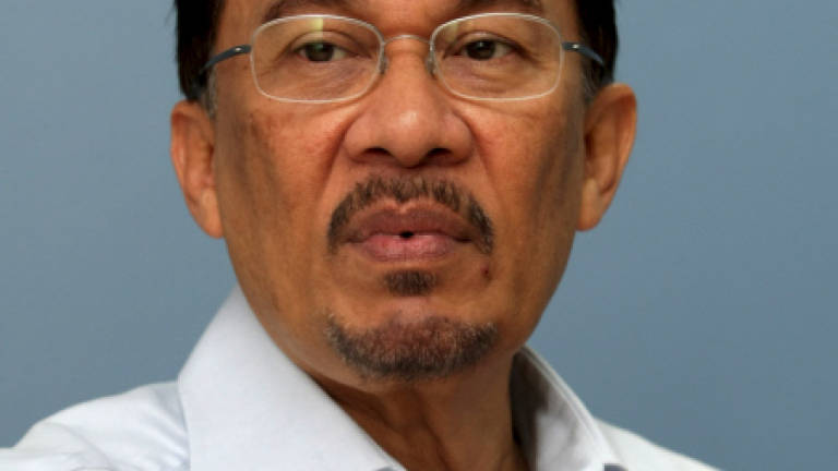 Court dismisses Anwar's suit over right to vote